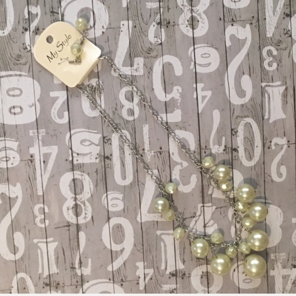 Womens Fashion Pearl Necklace Ivory NEW - Picture 2 of 2